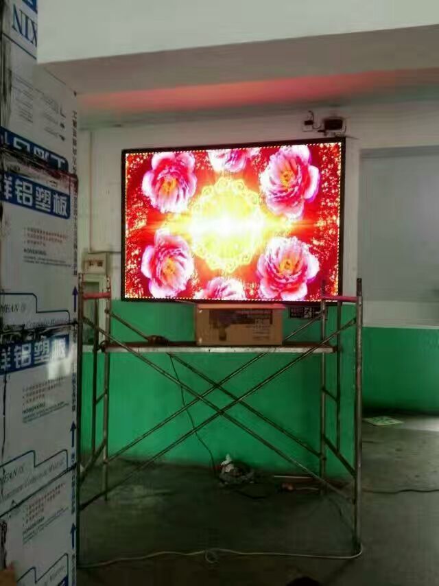 青州市某初中教学楼P4全彩显示屏